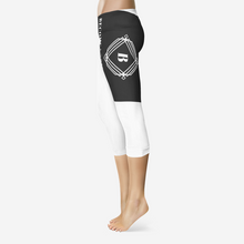 Load image into Gallery viewer, All-Over Print Capri Leggings - Visualize Apparel